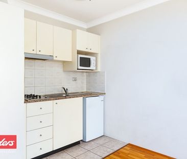 176/2 Macquarie Road - Photo 1