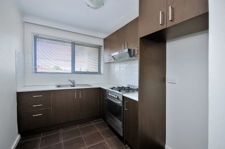 Close to all! - Photo 4