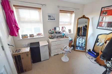 Windsor Court, Bourne, PE10 - Photo 4