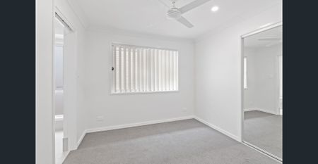 Modern Family Home in Yarrabilba - Photo 3