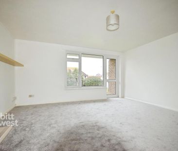 Studio to rent - Photo 2