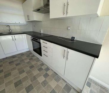 Pendleton, Peterborough, Cambs, PE3 - Photo 3