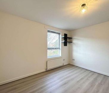 Juniper Way, Hayes, UB3 - Photo 2