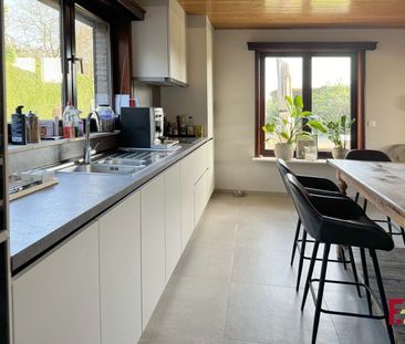 Prachtig gerenoveerde woning met 1ha weide! - Photo 5