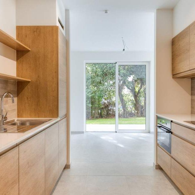 Appartement te huur in Kortrijk voor € 1.350 met 2 slaapkamers - Foto 1