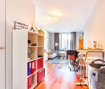 Studio aan het Zuid - Zuid­sta­ti­on­straat 24 - Foto 1