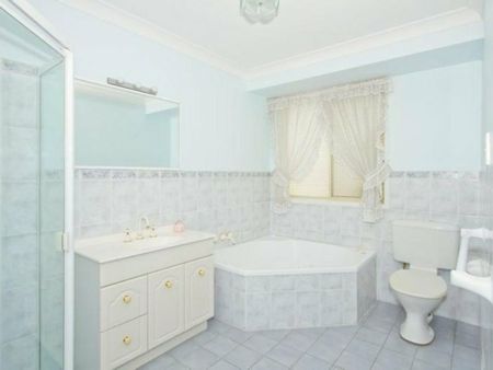 LAKESIDE LIVING!! - Photo 5