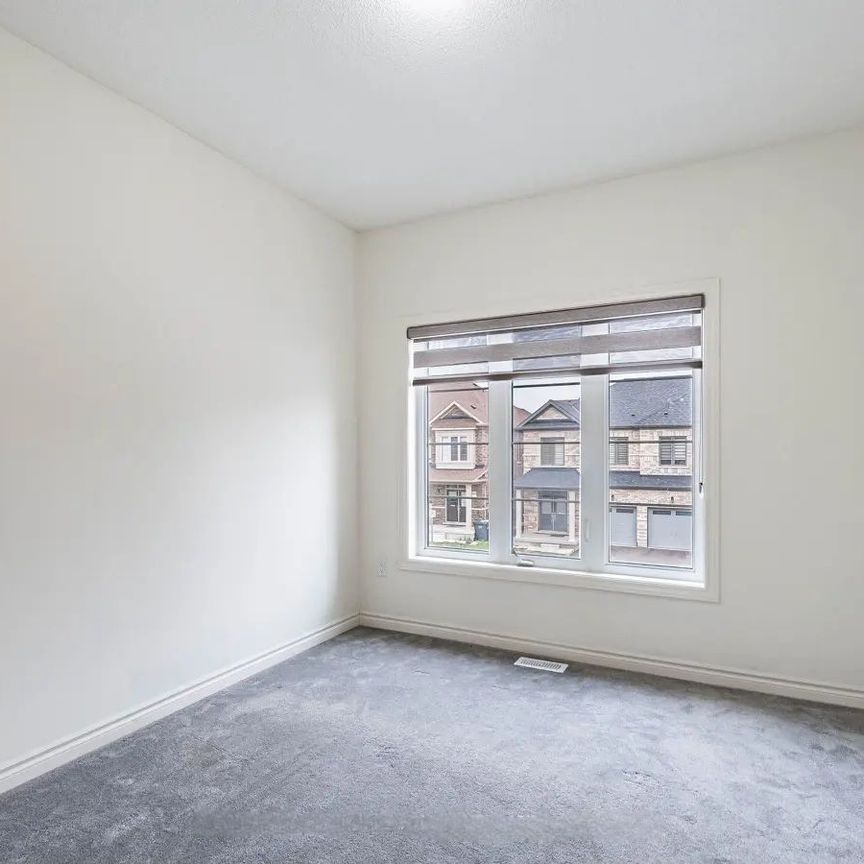 For Lease - 10 Truffle Court, Brampton, Ontario - Photo 1