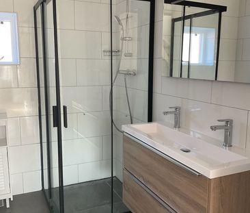 Valetaweg 60, Danswijk Noordwest, 1326MD, Almere - Photo 1