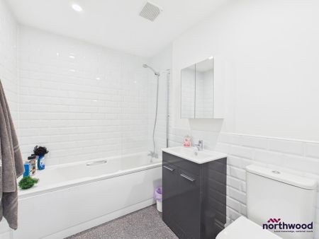 1 bedroom flat to rent - Photo 4