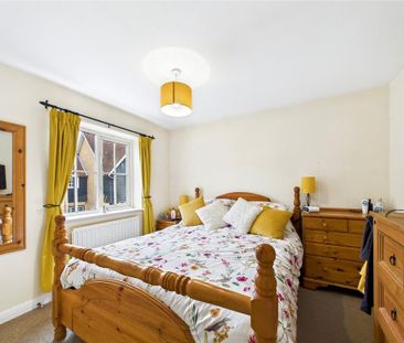 3 bedroom link detached house to rent - Photo 4