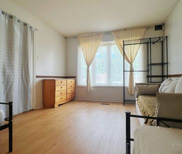 For Lease - 12 Blue Eagle Trail Unit# Room1, Toronto, Ontario - Photo 4