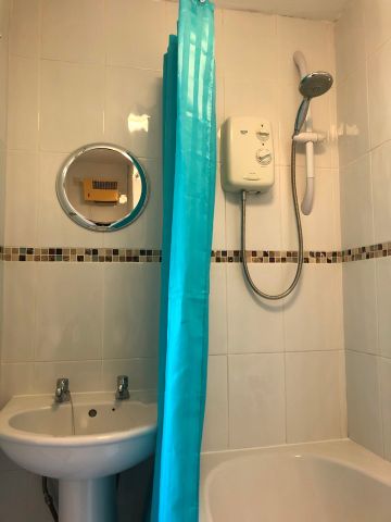 1 Bed Flat, Bitterne Manor, SO18 - Photo 4