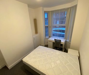 3 Bed Terraced House, Blandford Road, M6 - Photo 1