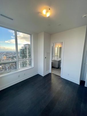 For Lease - 30 Elm Drive Unit# 3004, Mississauga, Ontario - Photo 1