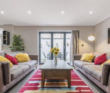3 bedroom terraced house to rent - Photo 6