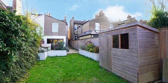 4 bedroom house to rent - Photo 2