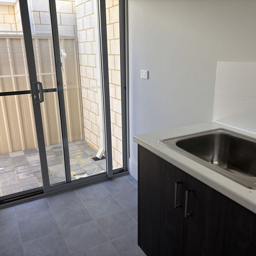 3 Keevil Street, Brookdale - Photo 1