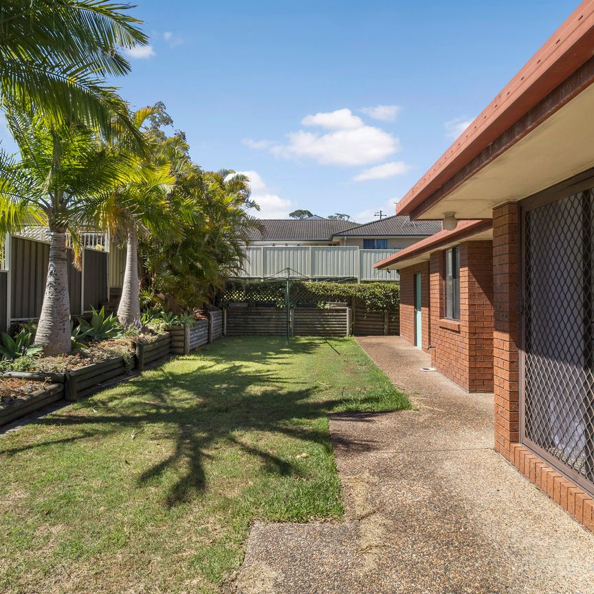 2 Garsdale Avenue, Elermore Vale NSW 2287 - House For Rent | Domain - Photo 1