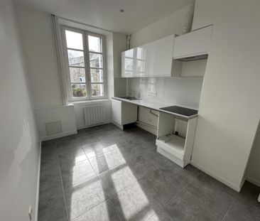 Location Appartement 4 pièces 110m² VALDALLIERE 14410 - Photo 2