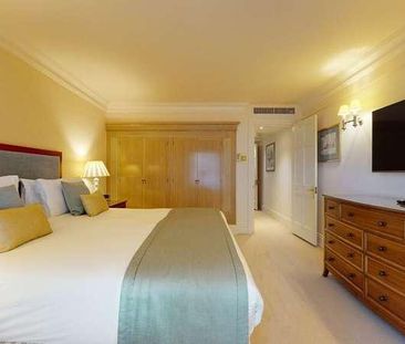 Hyde Park Gate, Kensington, London, SW7 - Photo 1