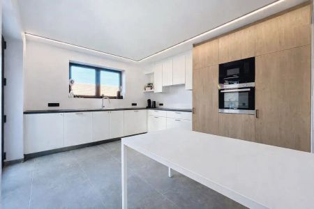 Half-open nieuwbouwwoning met terras, carport en 3 slaapkamers in Staden - Photo 3