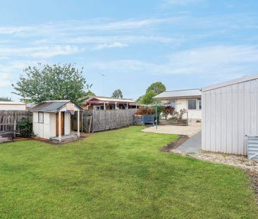 Charming Home in Norlane - Photo 4