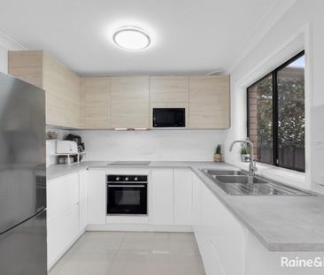 QUIET STREET, GREAT LOCATION, DONT MISS THIS ONE - Photo 2