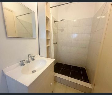 1 Bedroom Granny Flat! - Photo 1