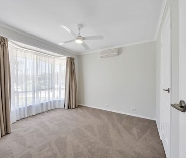 31 Cutter Cct, Encounter Bay SA 5211 - House For Rent | Domain - Photo 4