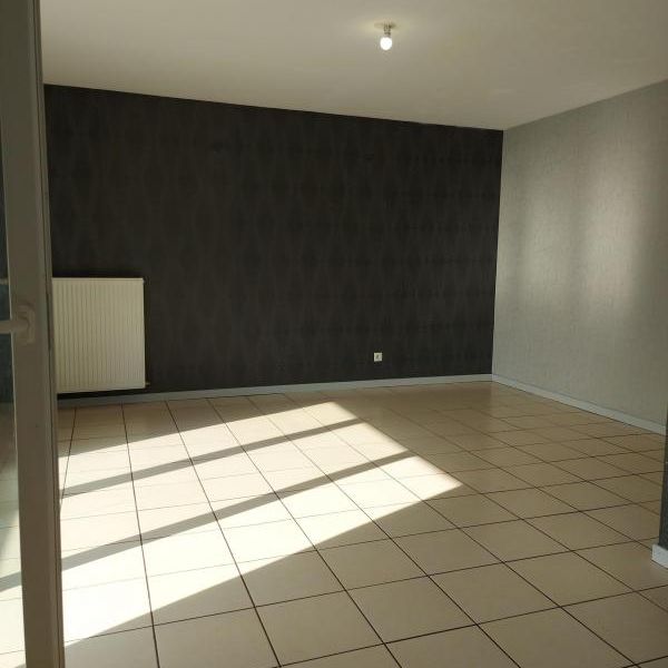 APPARTEMENT T3 - 7 RUE ROBERT FINET - FONTAINE - Photo 1