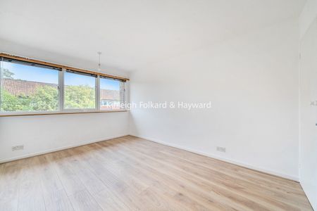 Alleyn Crescent, London, SE21 - Photo 3