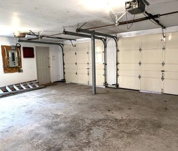 Devonport Avenue, Fall River 24-117 - Photo 6