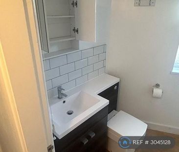 1 bedroom terraced house to rent - Photo 6