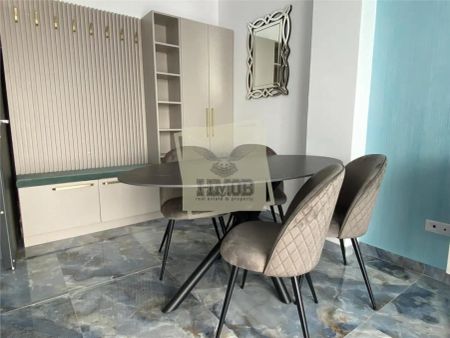 Apartament nou de lux cu 3 camere 2 bai parcare zona Centrala - Photo 3