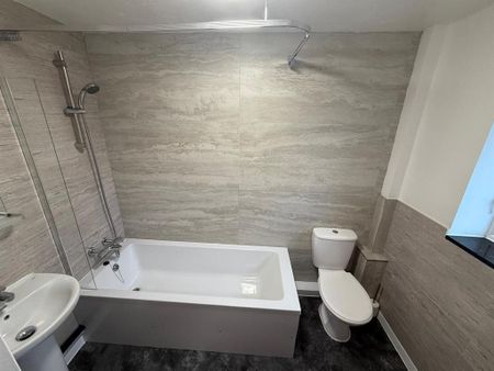 1 bedroom semi-detached house to rent - Photo 4