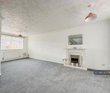 3 bedroom terraced house to rent - Photo 2