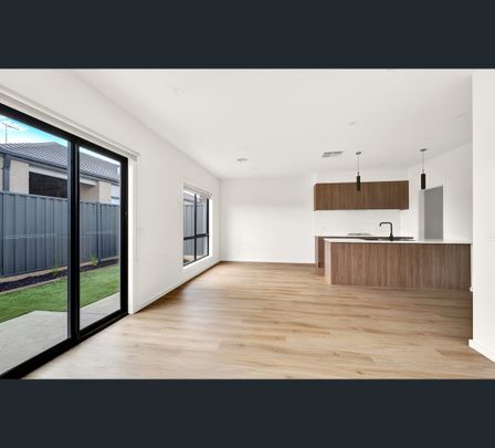 6 Glasgow Cres, Tarneit, Vic 3029 - Photo 1
