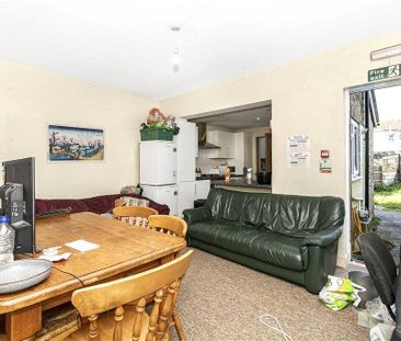 6 bedroom semi-detached house to rent - Photo 4