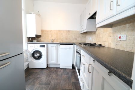 Knoll Road, Dorking, RH4 - Photo 5