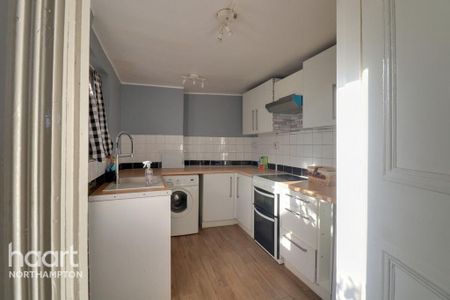 2 bedroom end of terrace house to rent - Photo 5