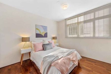 4/51 Roslyn Gardens Elizabeth Bay - Photo 3