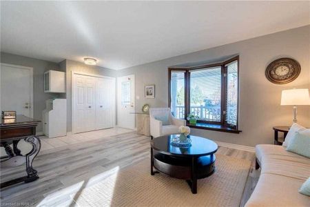 For Lease - 100 Larchwood Circle Unit# Upper, Welland, Ontario - Photo 3