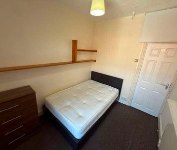 Lucas Street, Woodhouse, Leeds, LS6 - Photo 4
