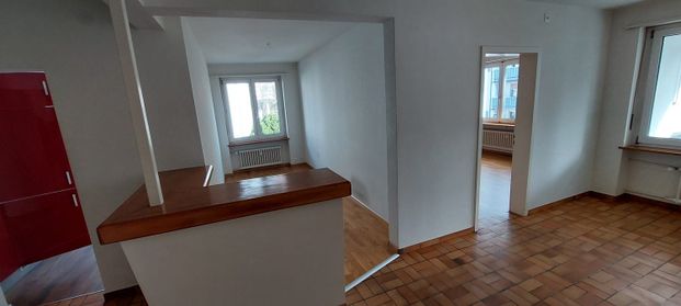 2.5 Zimmer, 97 m², 1. Stock - Photo 1