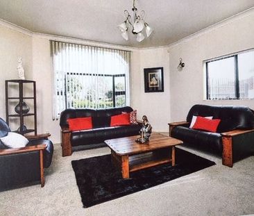 Large premium family home - Photo 4