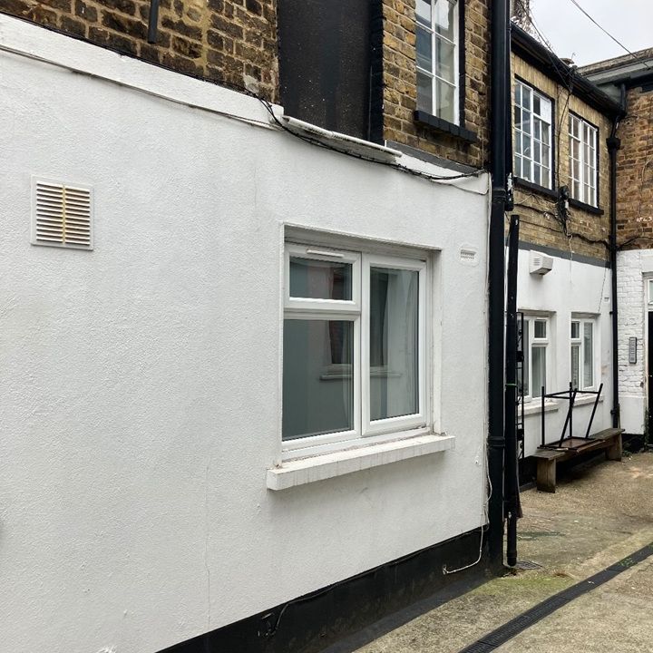 2 Bed Flat, Devonshire Road, SE23 - Photo 1