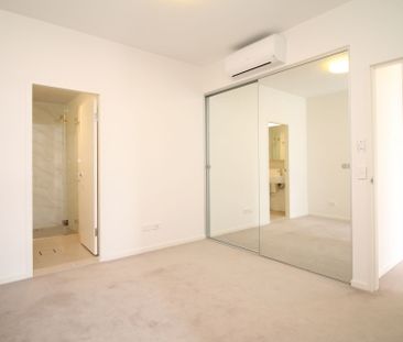 Stylish & Spacious 2-Bedroom Apartment in the Heart of Hurstville - Photo 6