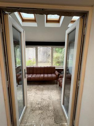 4 bedroom private hall to rent - Photo 1