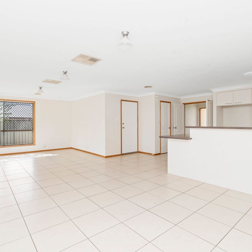 Beautifully Presented 4-Bedroom Home - Photo 1